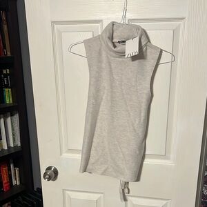 Zara heather Gray grey sleeveless turtleneck. Small